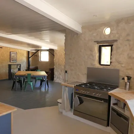 Belle Longere Au Calme - L'auguste Dom wakacyjny *